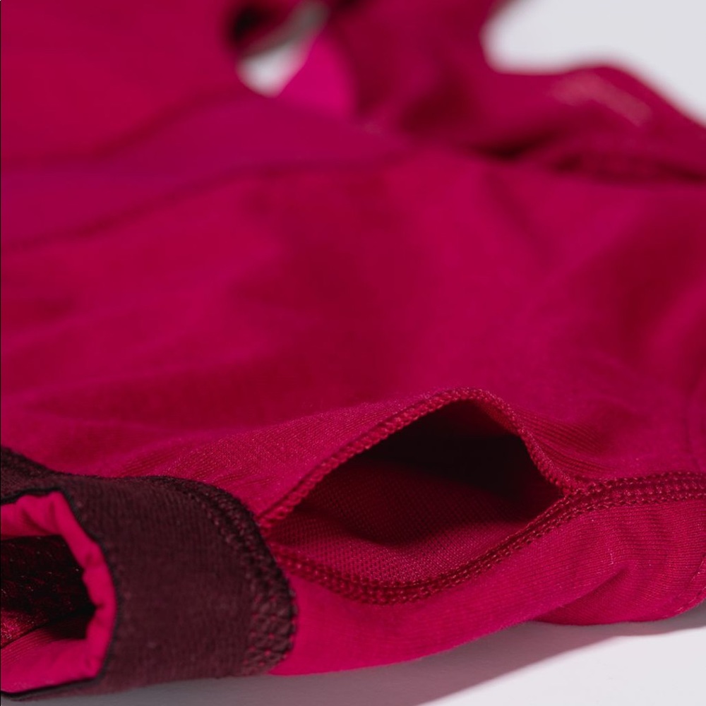 Lululemon Athletica Bumble Berry Stash It Running Tank size 6 EUC - Picture 10 of 16